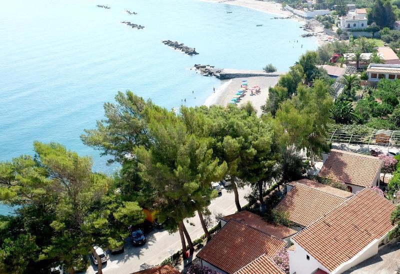 Testa Di Monaco Natural Beach กาโปดอร์ลันโด ภายนอก รูปภาพ