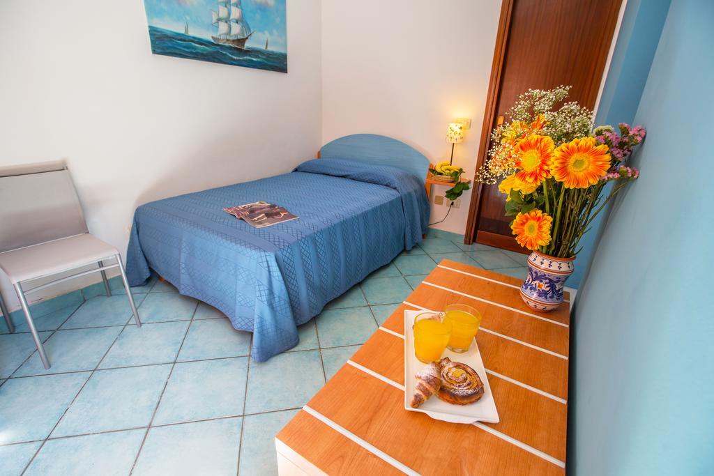 Testa Di Monaco Natural Beach กาโปดอร์ลันโด ภายนอก รูปภาพ